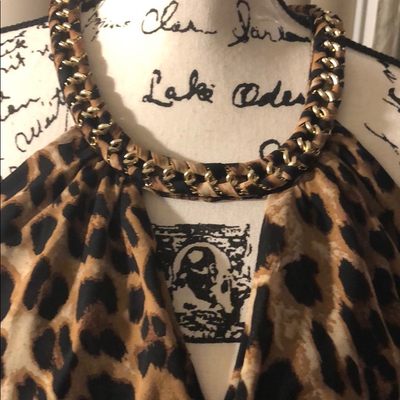 Beautiful leopard print blouse - Picture 3 of 4